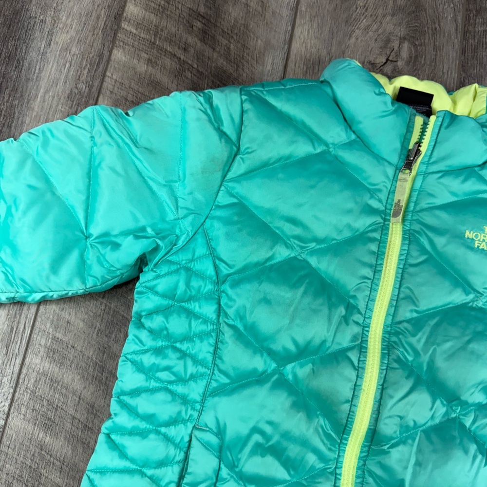 North Face Teal Quilted Jacket - Picture 4 of 16